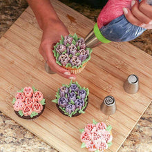 Load image into Gallery viewer, CakeLove - Flower-Shaped Frosting Nozzles (13-Pc Set)
