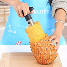 Załaduj obraz do przeglądarki galerii, Pineapple Slicer Peeler Creative Kitchen Tool-Nomad Shops