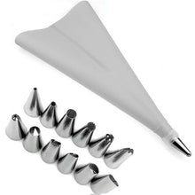 Load image into Gallery viewer, Cupcake Frosting Nozzle Set (14-Pc Set)
